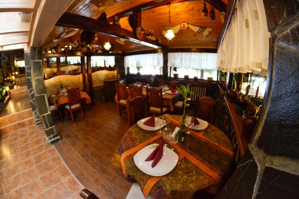 Pension Restaurant Speranta Predeal Exteriér fotografie