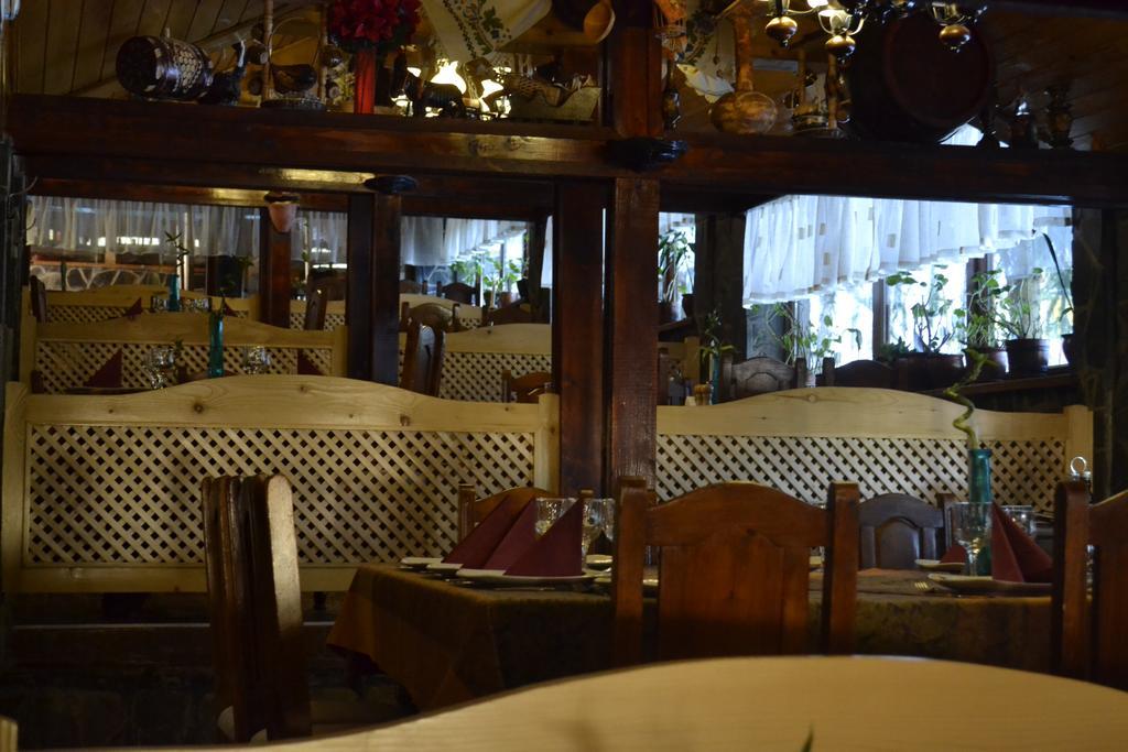 Pension Restaurant Speranta Predeal Exteriér fotografie